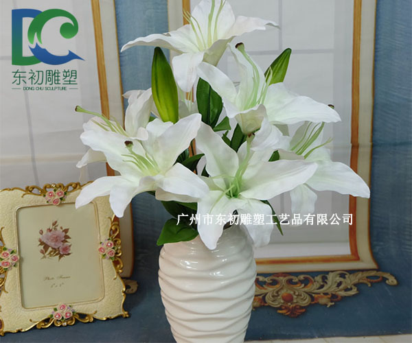 百合花