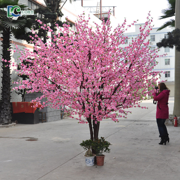 室外仿真桃花樹