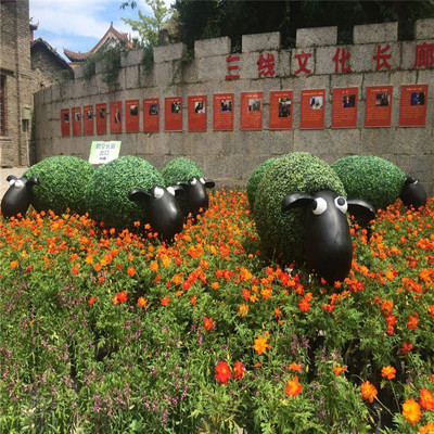 仿真肖恩羊植物雕塑