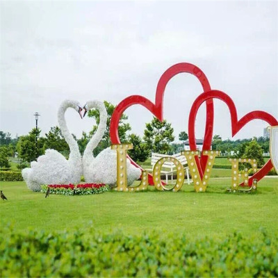 主題公園仿真綠雕天鵝02